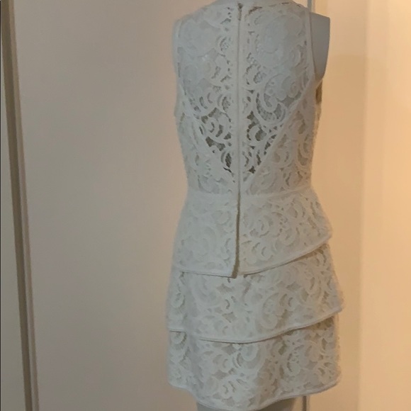 BCBGMAXAZRIA lace dress in off white - Picture 2 of 8